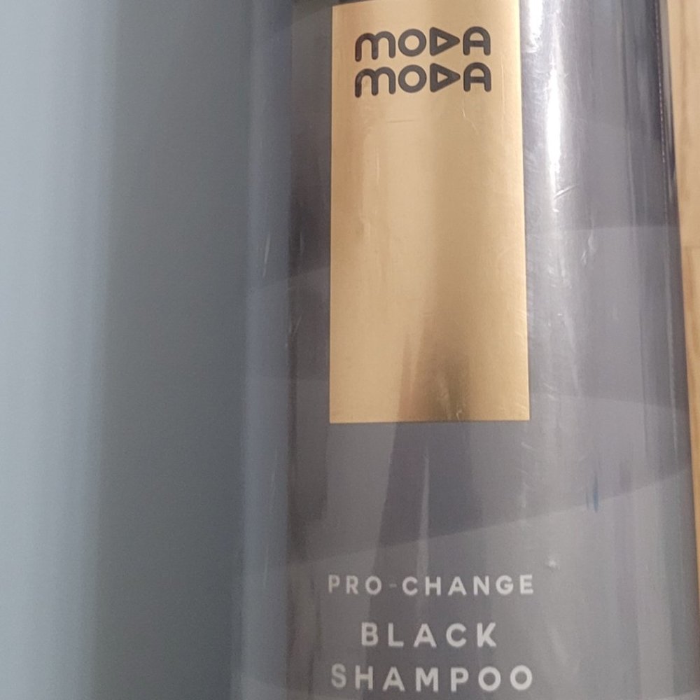 Moda Moda Pro-change Black Shampoo